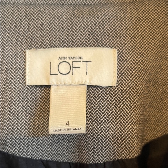 LOFT Charcoal Tailored Blazer - Picture 2 of 8